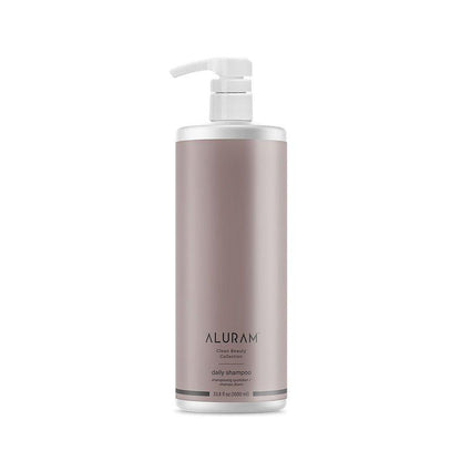 Aluram daily shampoo rich lather texture detail